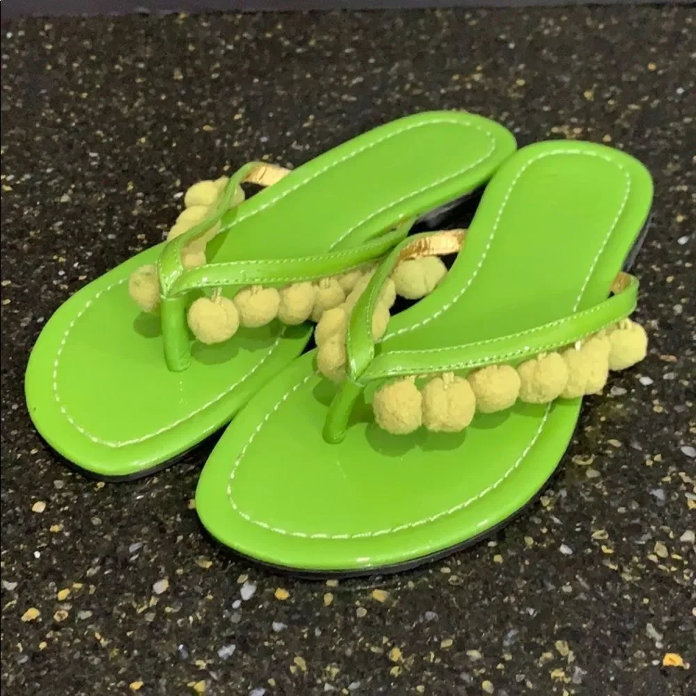 Tory Burch RARE Tennis Ball 🎾 Pom Pom Flip Flops